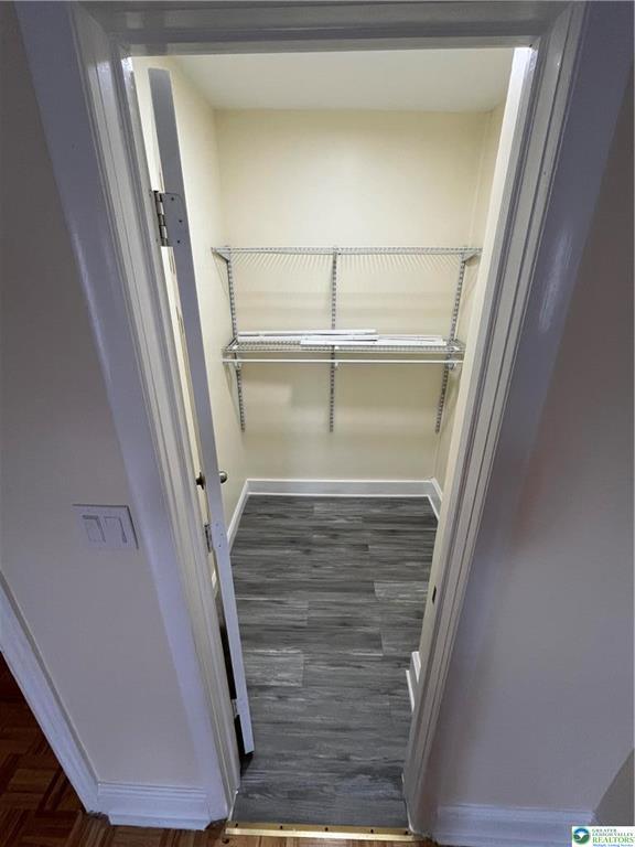 Building Photo - 1006 Center St