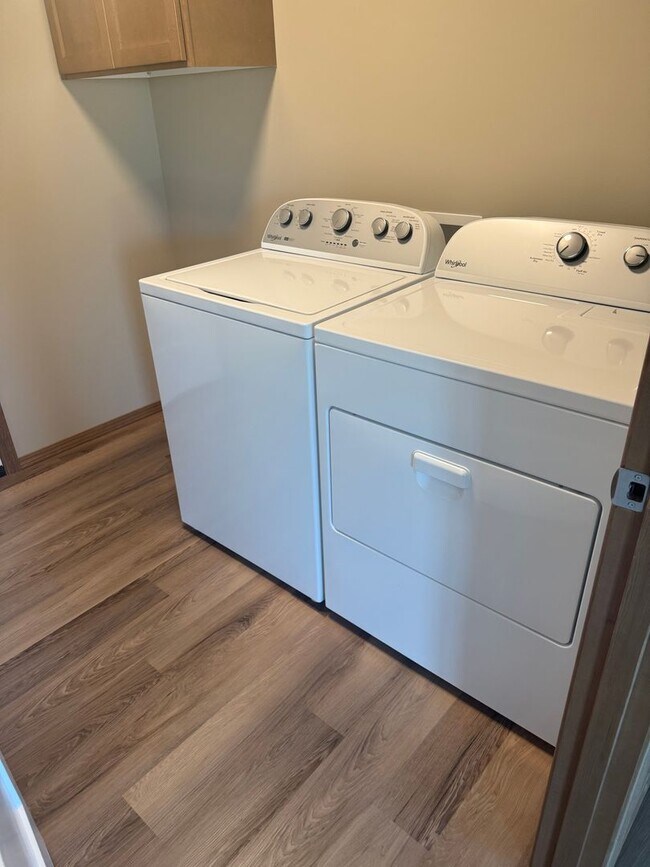 Building Photo - New Construction 3 bed, 2 bath!