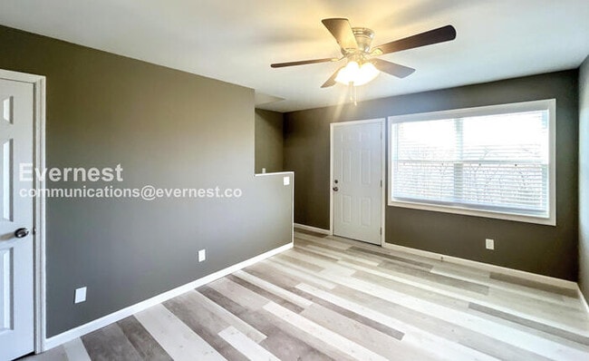 Building Photo - 3316 Roadrunner Trail