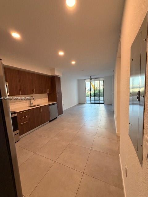 Building Photo - 1005 Spring Garden Rd