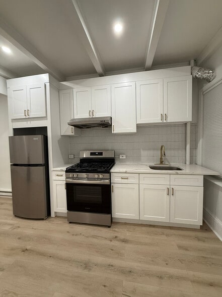 Building Photo - 1850 E Allegheny Ave