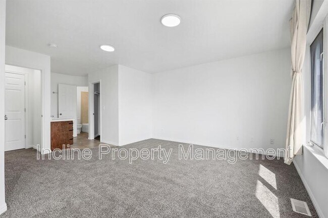 Building Photo - 439 E 2000 S St