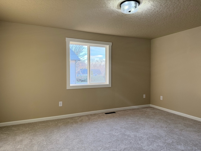 Building Photo - 919 Cove Arm Cir