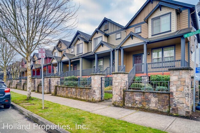 Primary Photo - 4 br, 2.5 bath House - 1414 NE Edgefield St