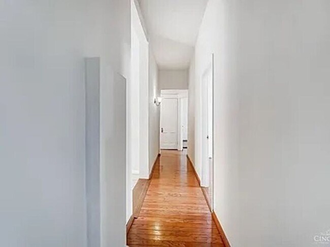 Building Photo - 2705 Hackberry St