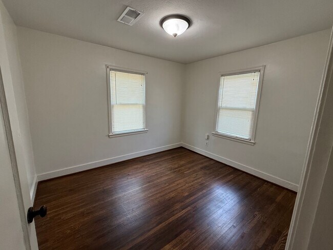 Building Photo - 1505 Turman St Chattanooga
