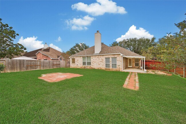 Building Photo - 21406 Hannover Pines Dr