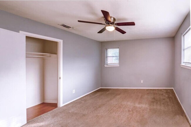 Building Photo - 7821 Natalie Dr