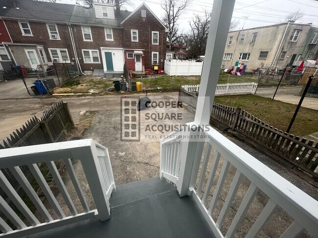 Building Photo - Newly Renovated 3 Bed/1 Bath home in Fairview!