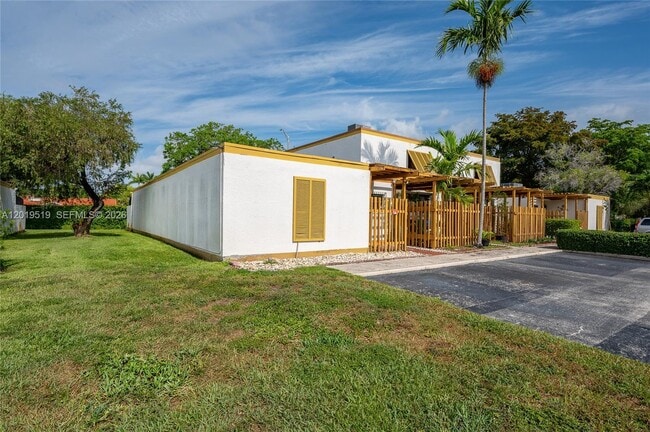 Building Photo - 1220 SW 131st Pl Cir W