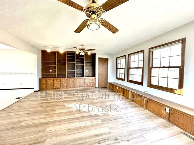 Building Photo - 13007 S 35th St