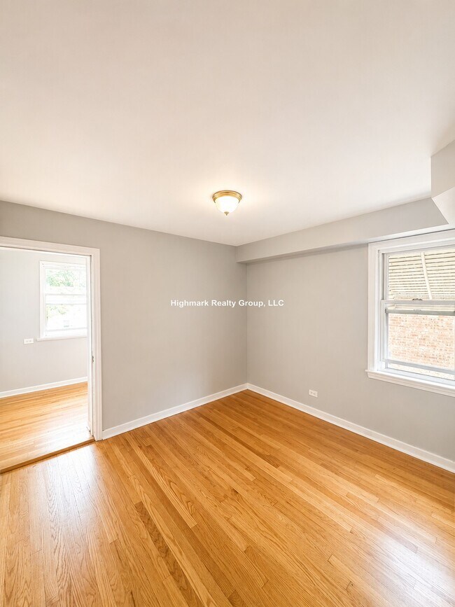 Building Photo - 8242 Kilpatrick Ave