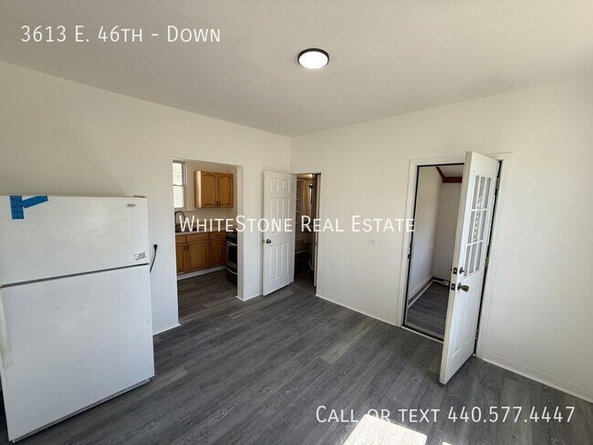 Building Photo - 3613 E. 46th-Down