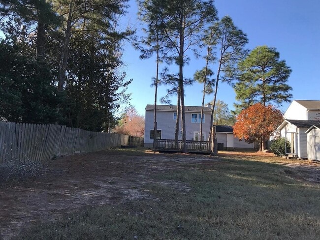 Building Photo - Immaculate and spacious home