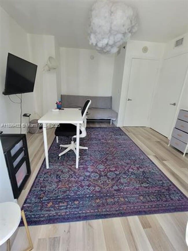 Building Photo - 50 Biscayne Blvd