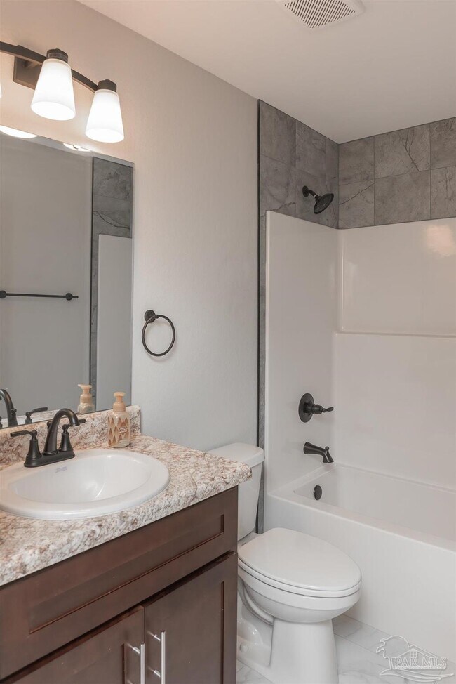 Building Photo - 8570 Stockdale Ave