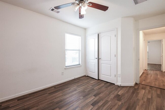 Building Photo - 4218 Kendall Rock Ln