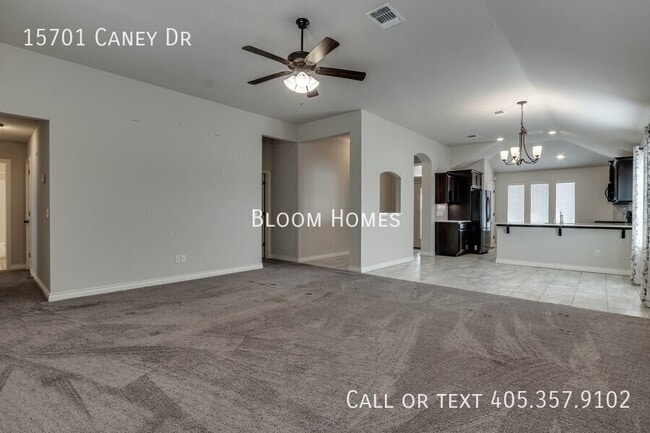 Building Photo - 15701 Caney Dr