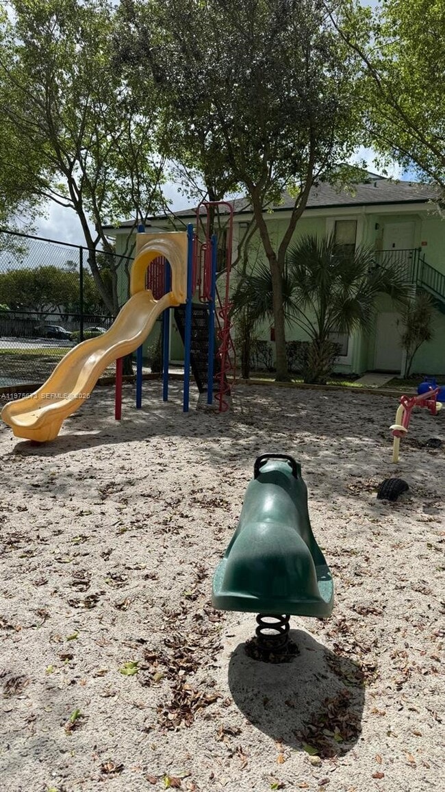 Building Photo - 3965 NW 87th Ave