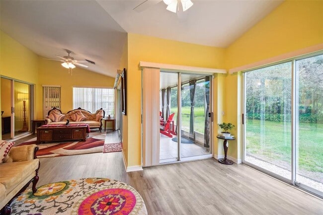 Building Photo - 12728 Flamingo Pkwy