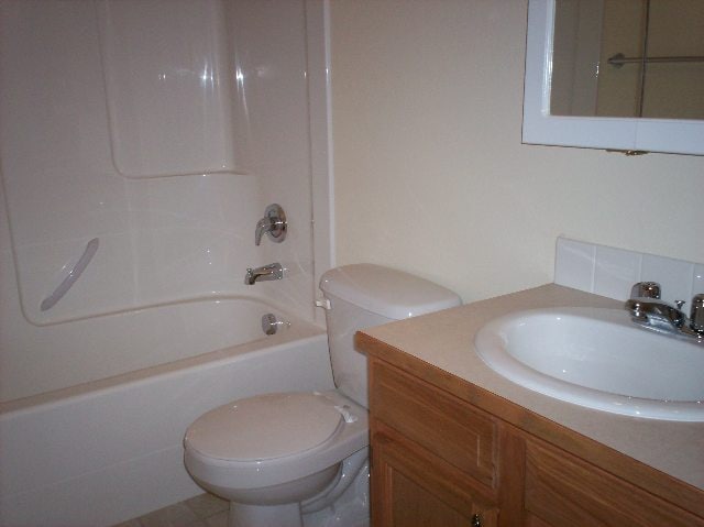 Building Photo - 6405 Chapel Hill Blvd