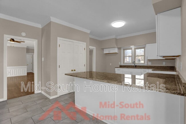 Building Photo - 2654 Fox Creek Dr