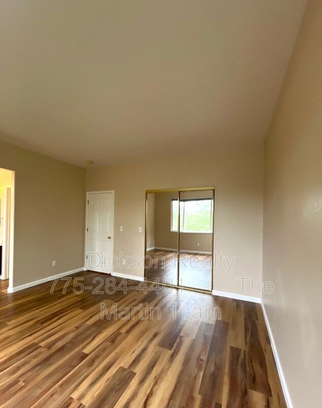 Building Photo - 1998 Amber Leaf Ct