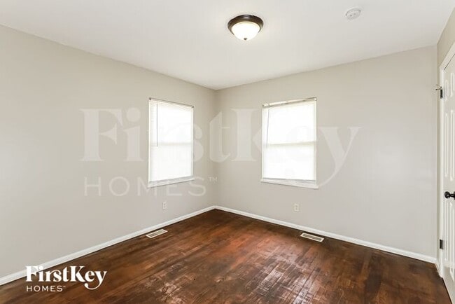 Building Photo - 19112 E Ponca Dr