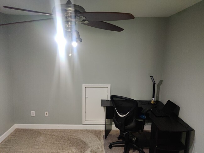 Building Photo - 311 Plank Bridge Way