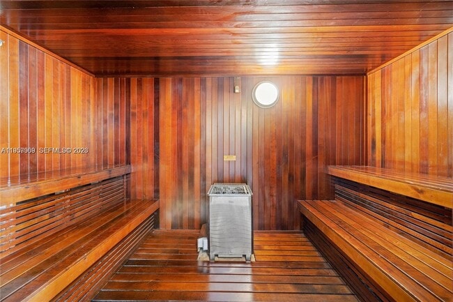 Building Photo - 234 NE 3rd St