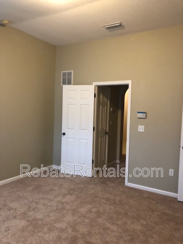 Building Photo - 13498 Essence Ct