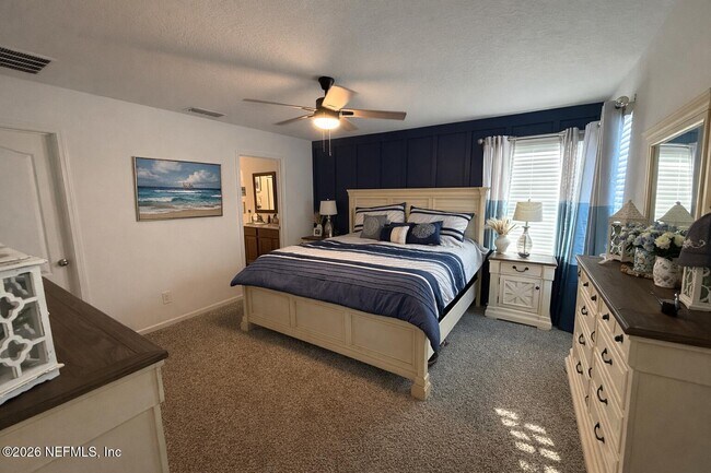 Building Photo - 2824 Buck Creek Pl