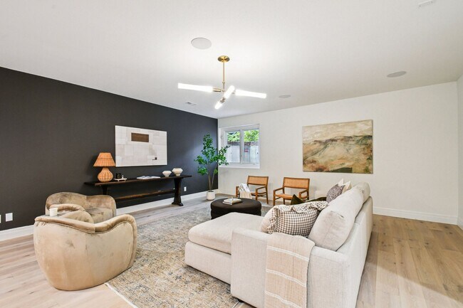 Building Photo - Stunning Cherry Hills Luxury Rental | 5bd/...