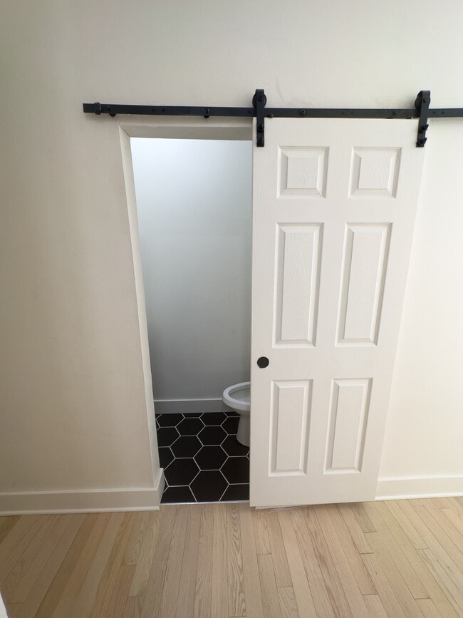 Half bathroom for guests - 1927 S 9th St
