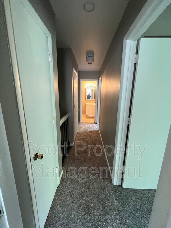Building Photo - 800 Windstream Way