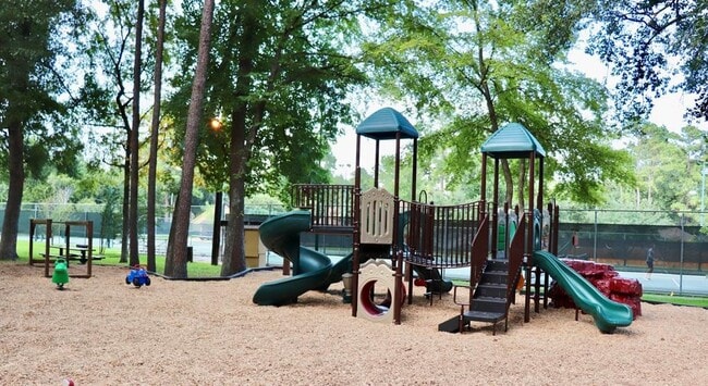 Building Photo - 6923 Mossridge Dr