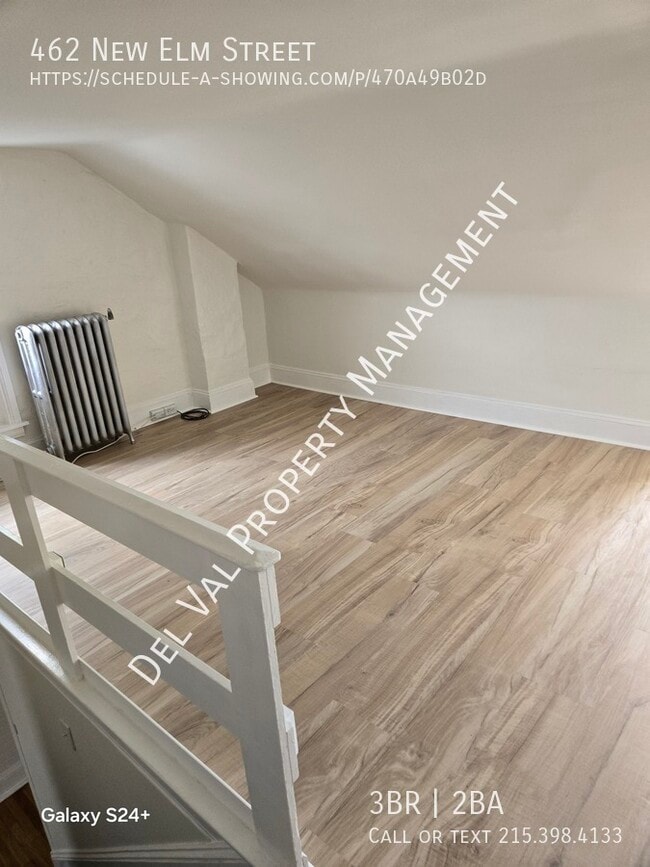 Building Photo - 462 New Elm St