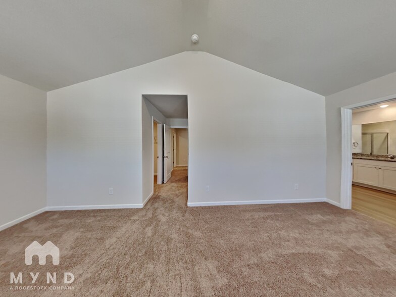 Building Photo - 138 Taverners Ln