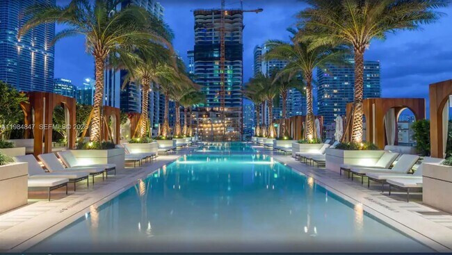 Building Photo - 801 S Miami Ave