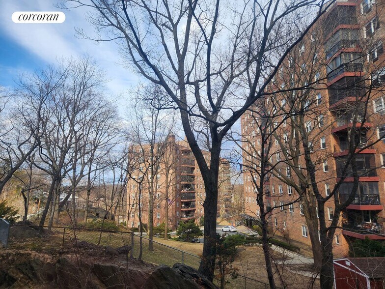 Building Photo - 5400 Fieldston Rd