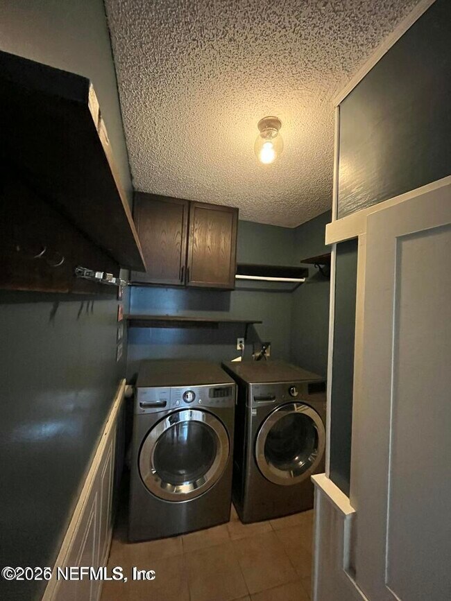 Building Photo - 11376 Golden Plover Ct