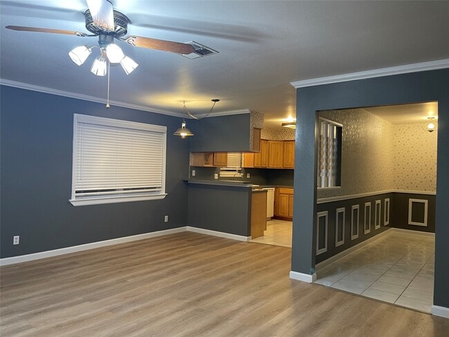 Primary Photo - 7623 Deadwood Dr