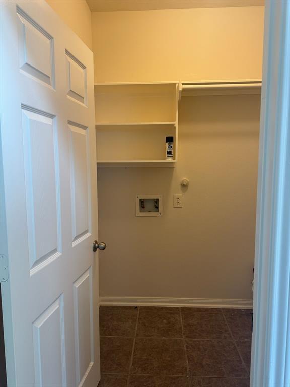 Building Photo - 7519 Chathan Glen Ln