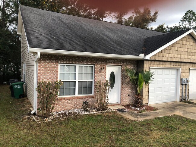 3/3 with Garage in Wolf Creek - 3/3  with Garage in Wolf Creek