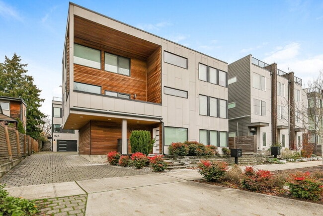 Building Photo - 824 NW 53rd St