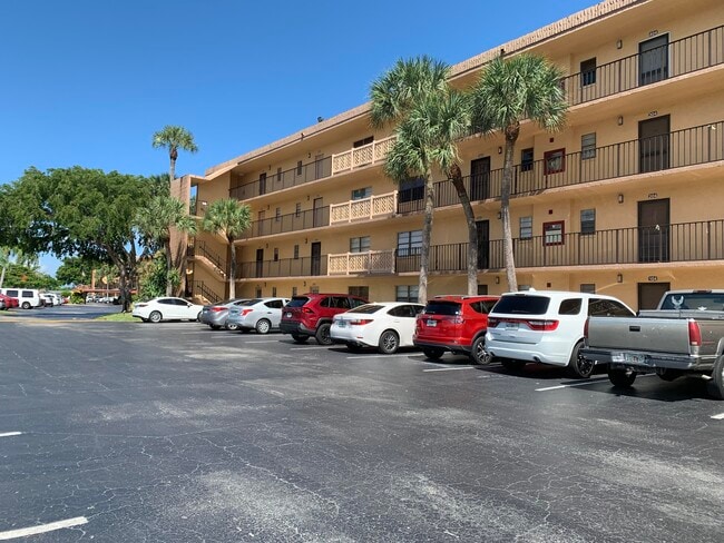 Building Photo - 9370 SW 8th St