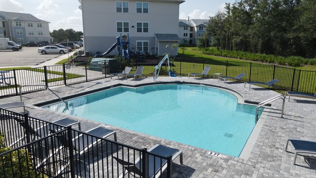 Property Pool - Brisas Del Sur Apartments