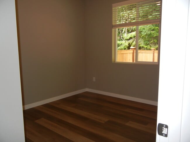 Building Photo - 6908 Liberty Ln