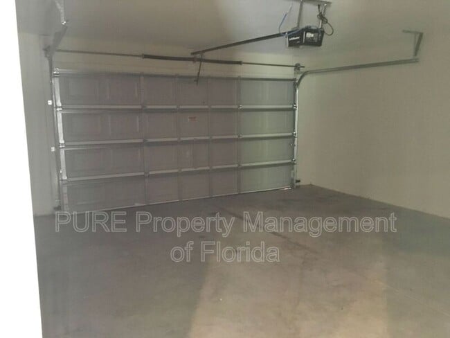 Building Photo - 12794 SW 31st Avenue Rd