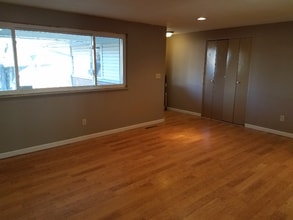 Building Photo - 7519 Harshmanville Rd